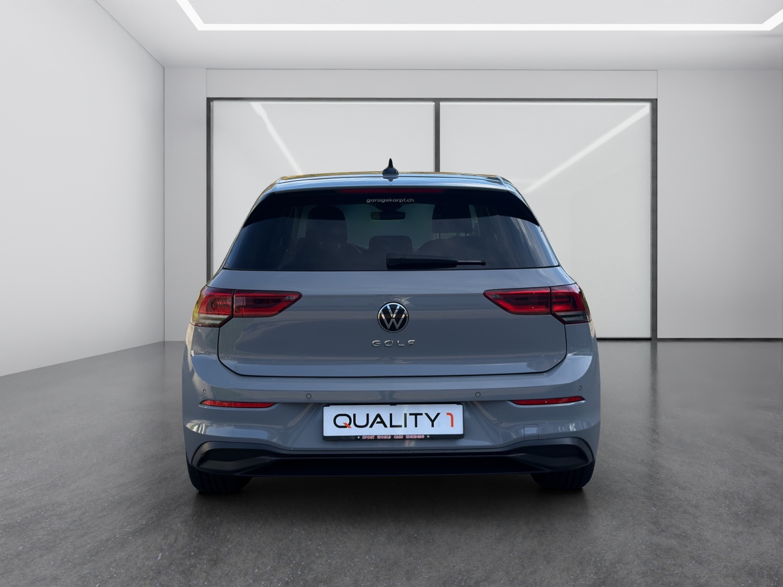 VW Golf 1.0 TSI Life-image-19