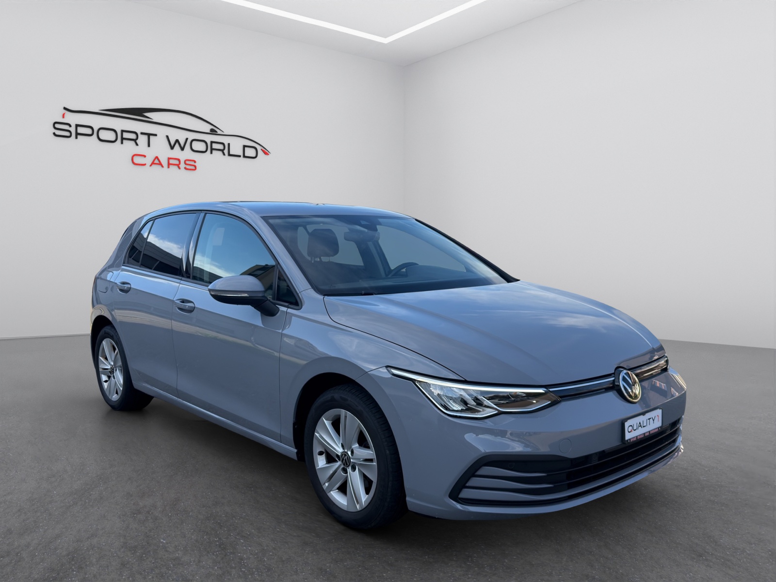 VW Golf 1.0 TSI Life-image-9
