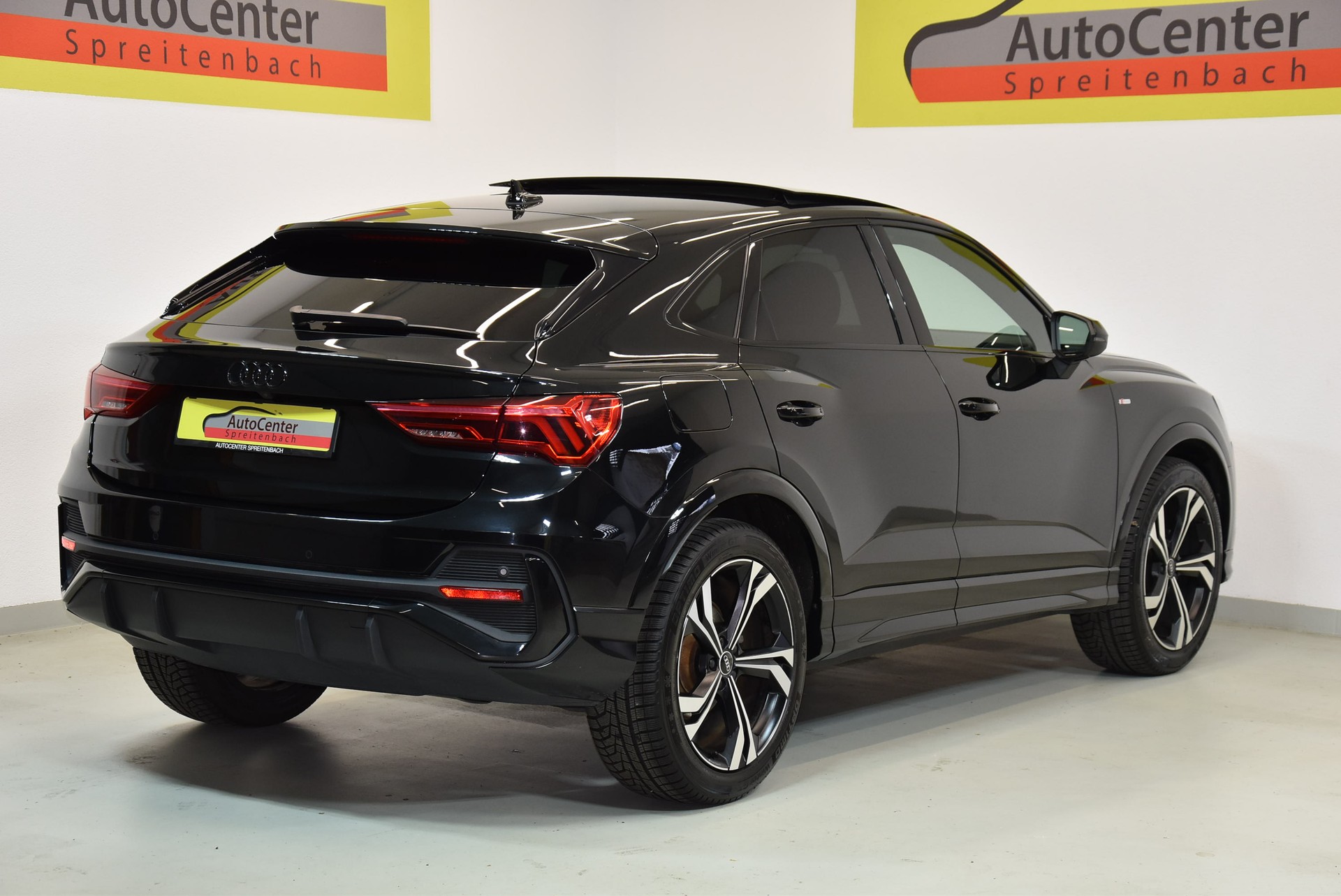 AUDI Q3 Sportback 35 TFSI S line Attraction S-tronic-image-13