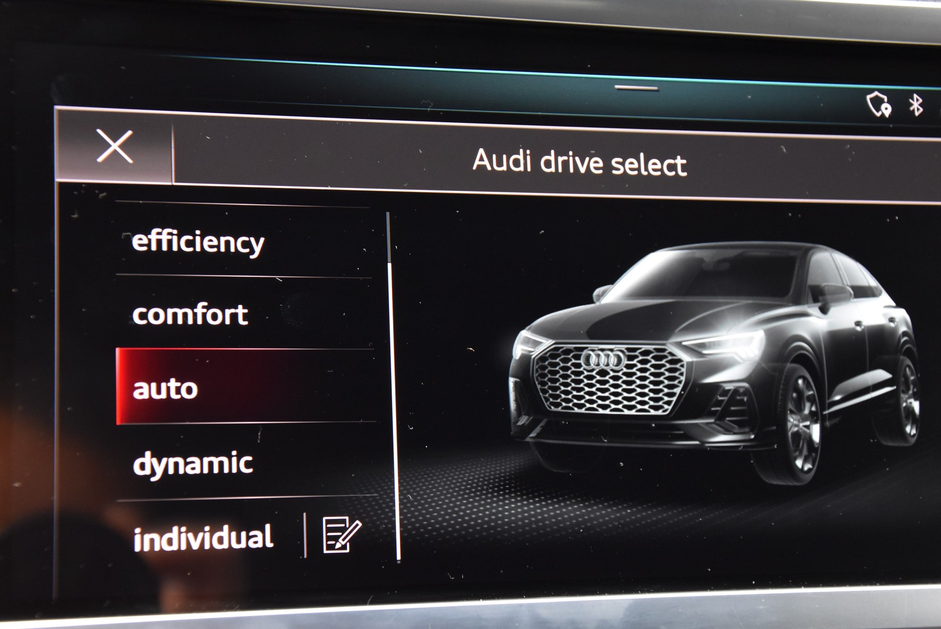 AUDI Q3 Sportback 35 TFSI S line Attraction S-tronic-image-8