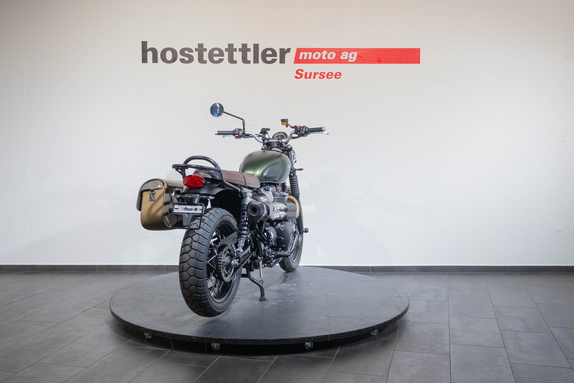 TRIUMPH Street Scrambler 900i-showroom-element-3