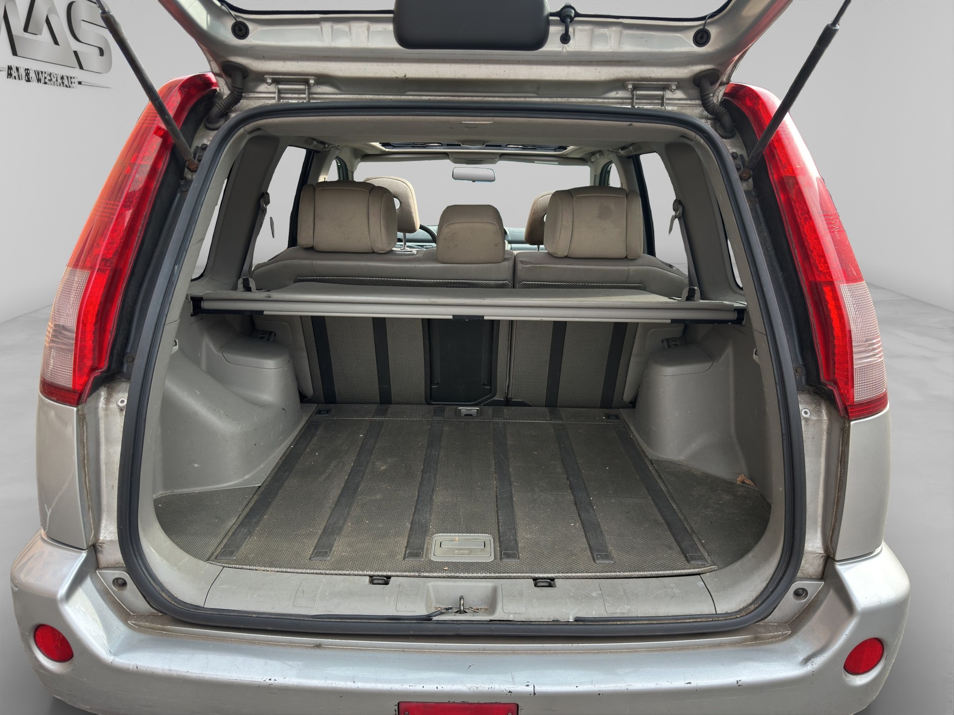 NISSAN X-Trail 2.5 16V Columbia Pack premium 4WD-image-12