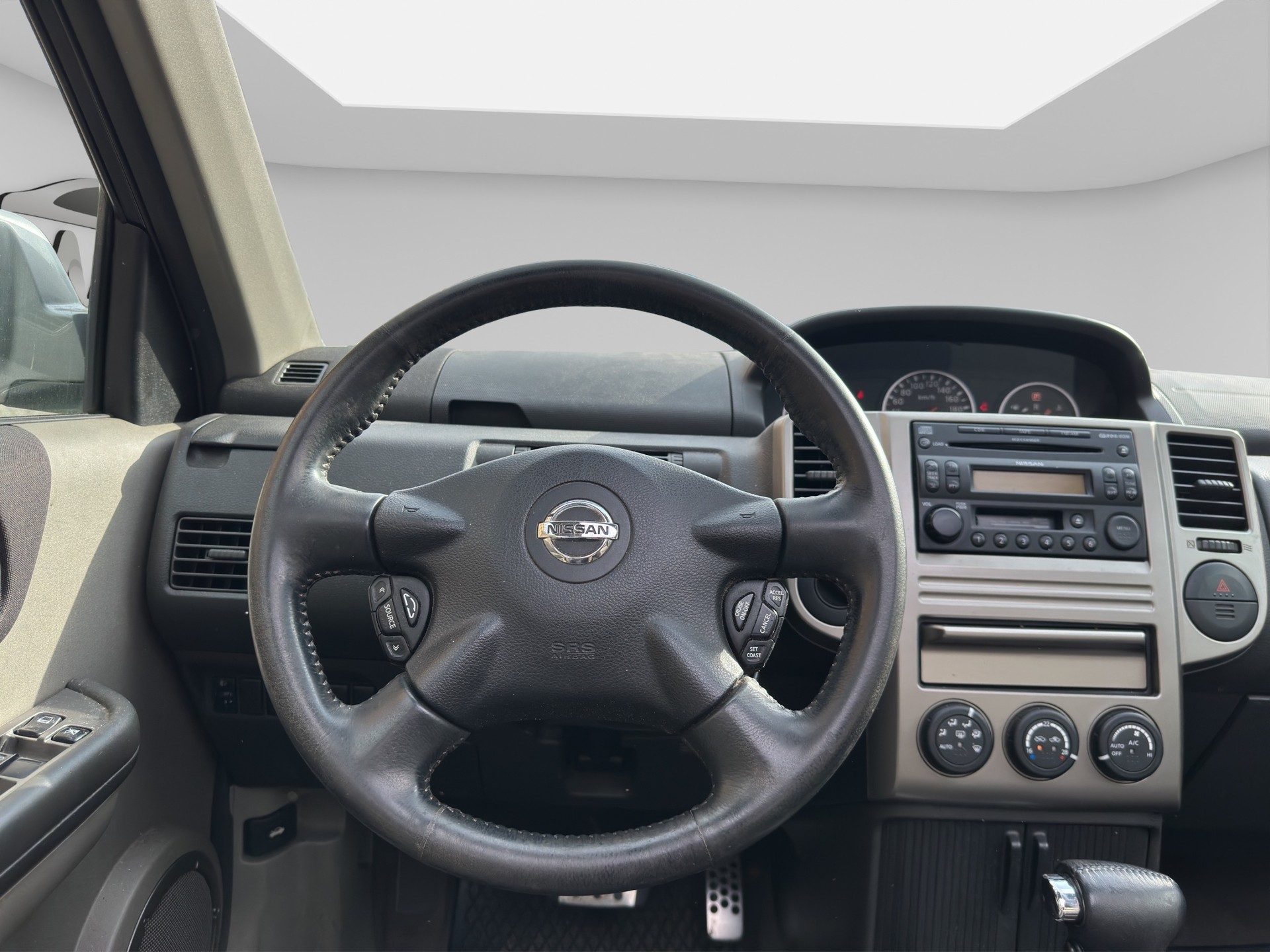 NISSAN X-Trail 2.5 16V Columbia Pack premium 4WD-image-9