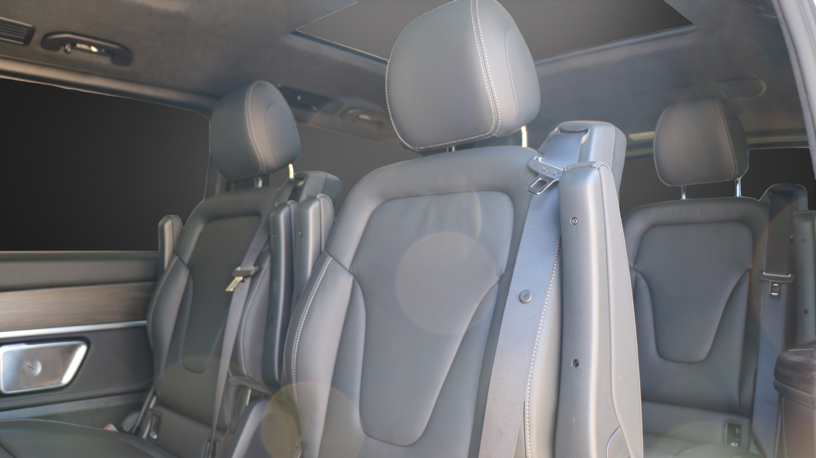 MERCEDES-BENZ V 300 d EXCLUSIVE Swiss Edition-image-10
