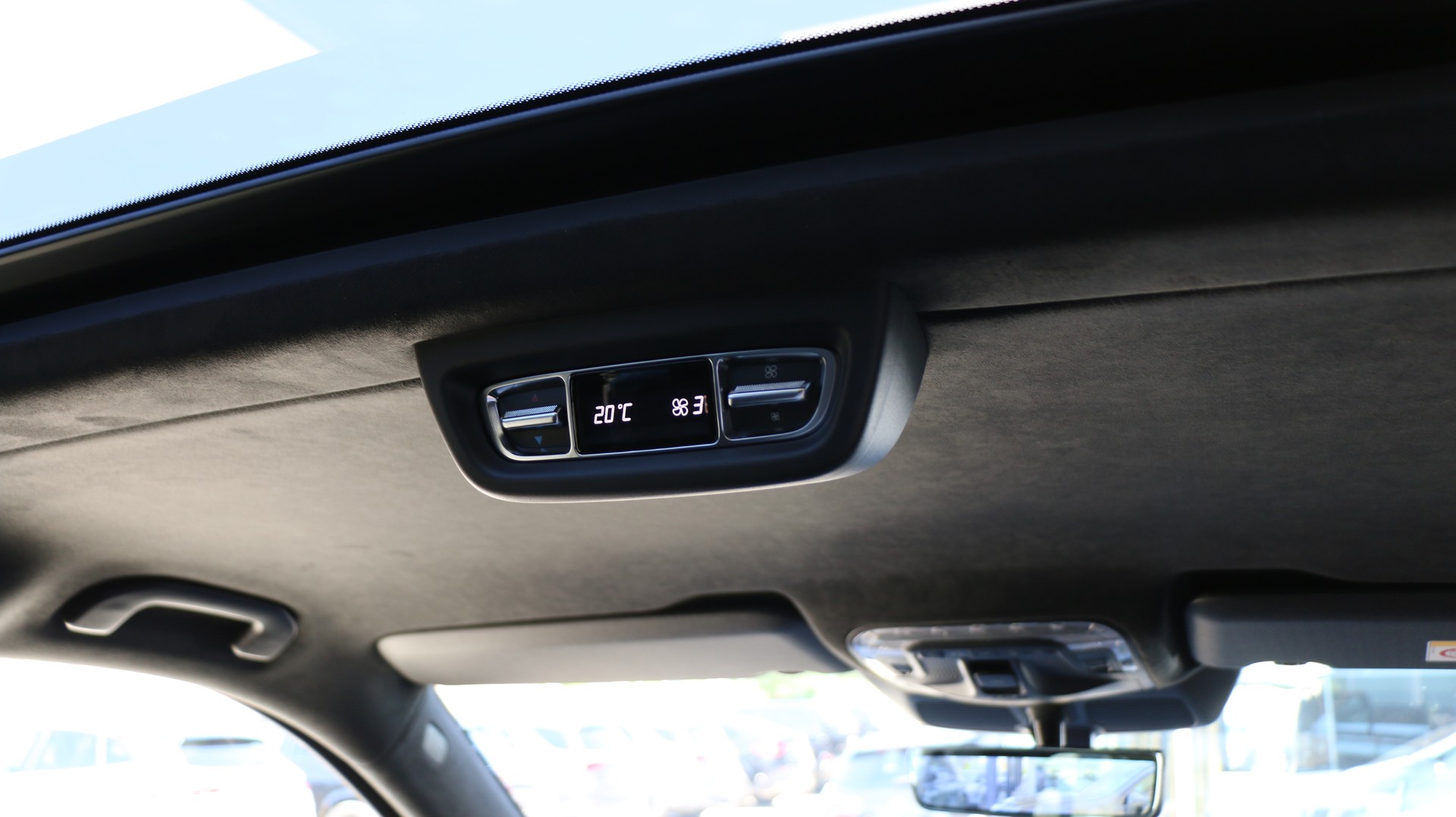 MERCEDES-BENZ V 300 d EXCLUSIVE Swiss Edition-image-20