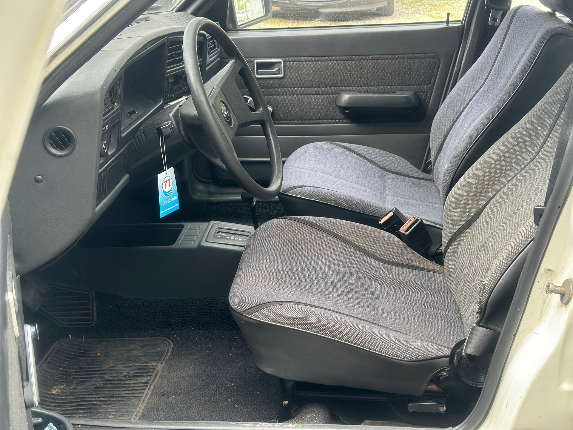 OPEL Ascona 1800 E Luxus-image-7