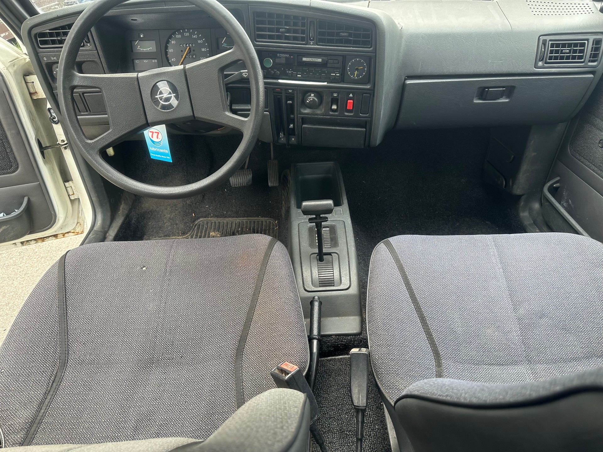 OPEL Ascona 1800 E Luxus-image-8