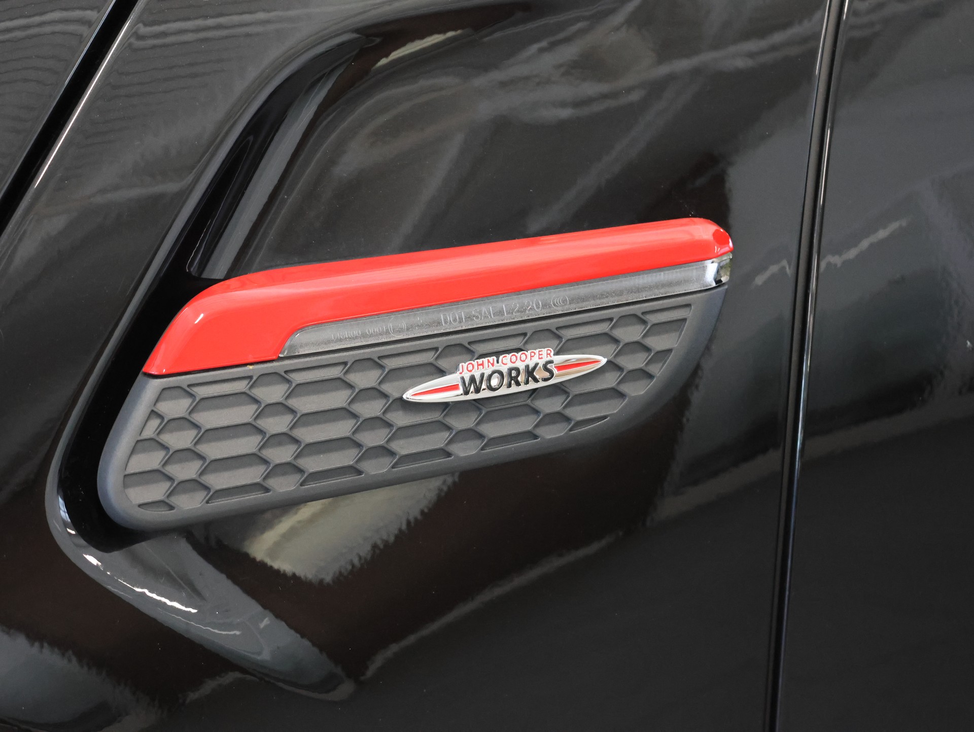MINI Cooper John Cooper Works Cabriolet Steptronic *Sportabgassanlage* *CarPlay* *Rückfahrkamera*-image-16