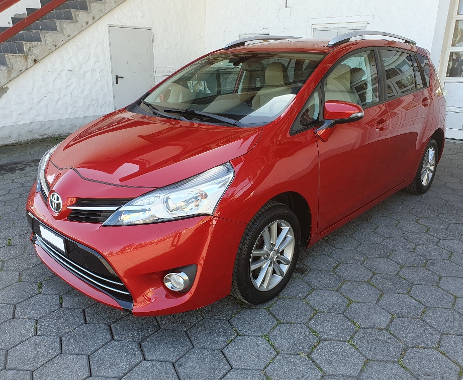 TOYOTA Verso 1.8 Trend-image-0