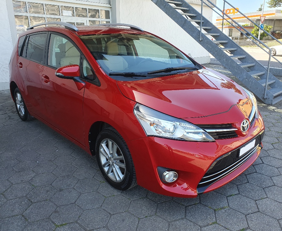 TOYOTA Verso 1.8 Trend-image-1