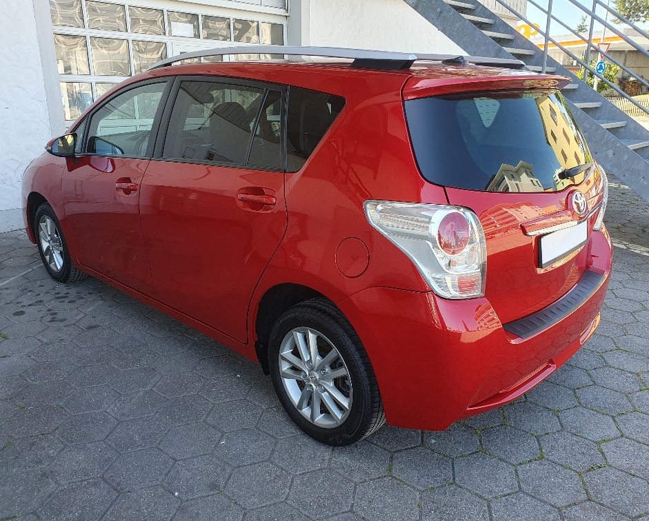TOYOTA Verso 1.8 Trend-image-3