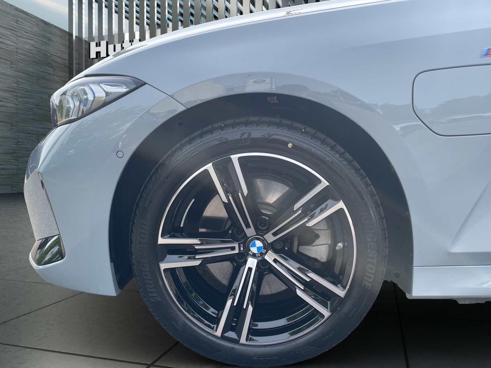 BMW 330e xDrive Touring M Sportpaket-image-9