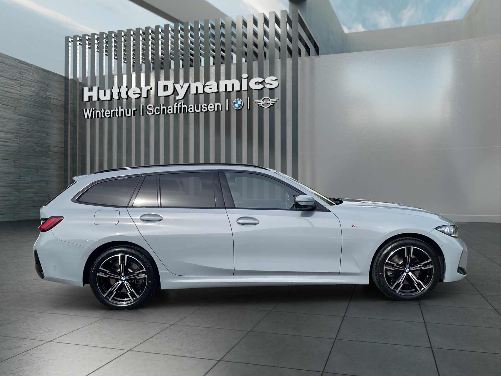 BMW 330e xDrive Touring M Sportpaket-image-4