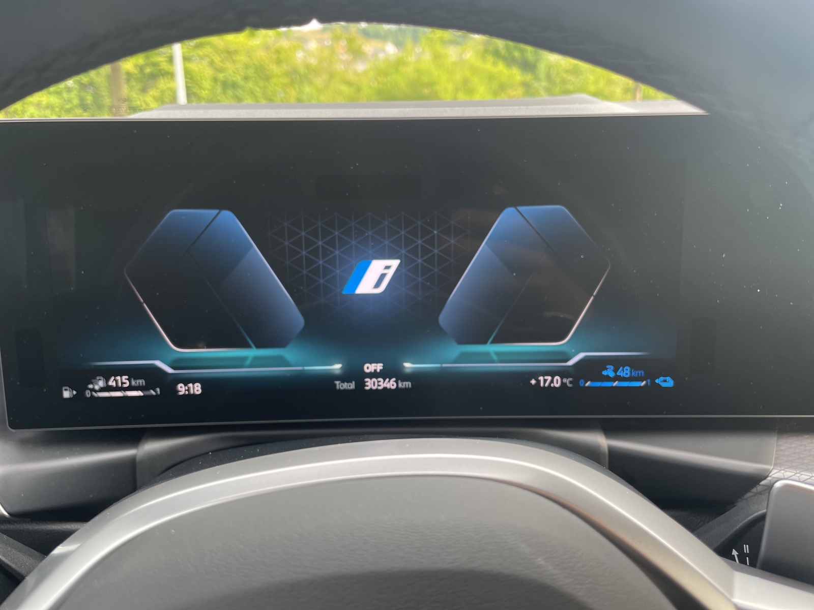 BMW 330e xDrive Touring M Sportpaket-image-12