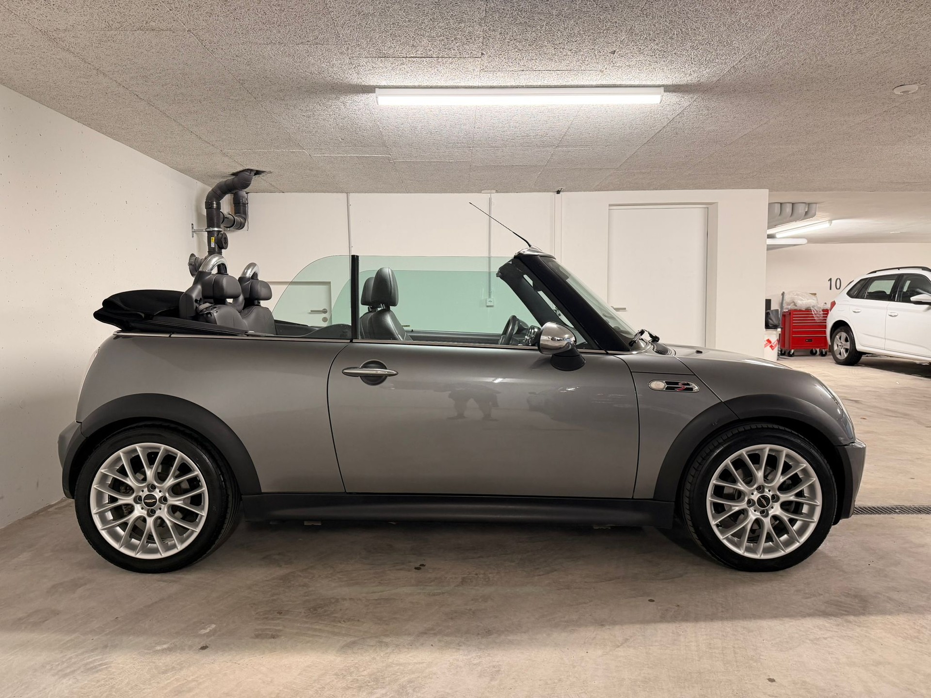 MINI Cooper S Cabriolet-image-7