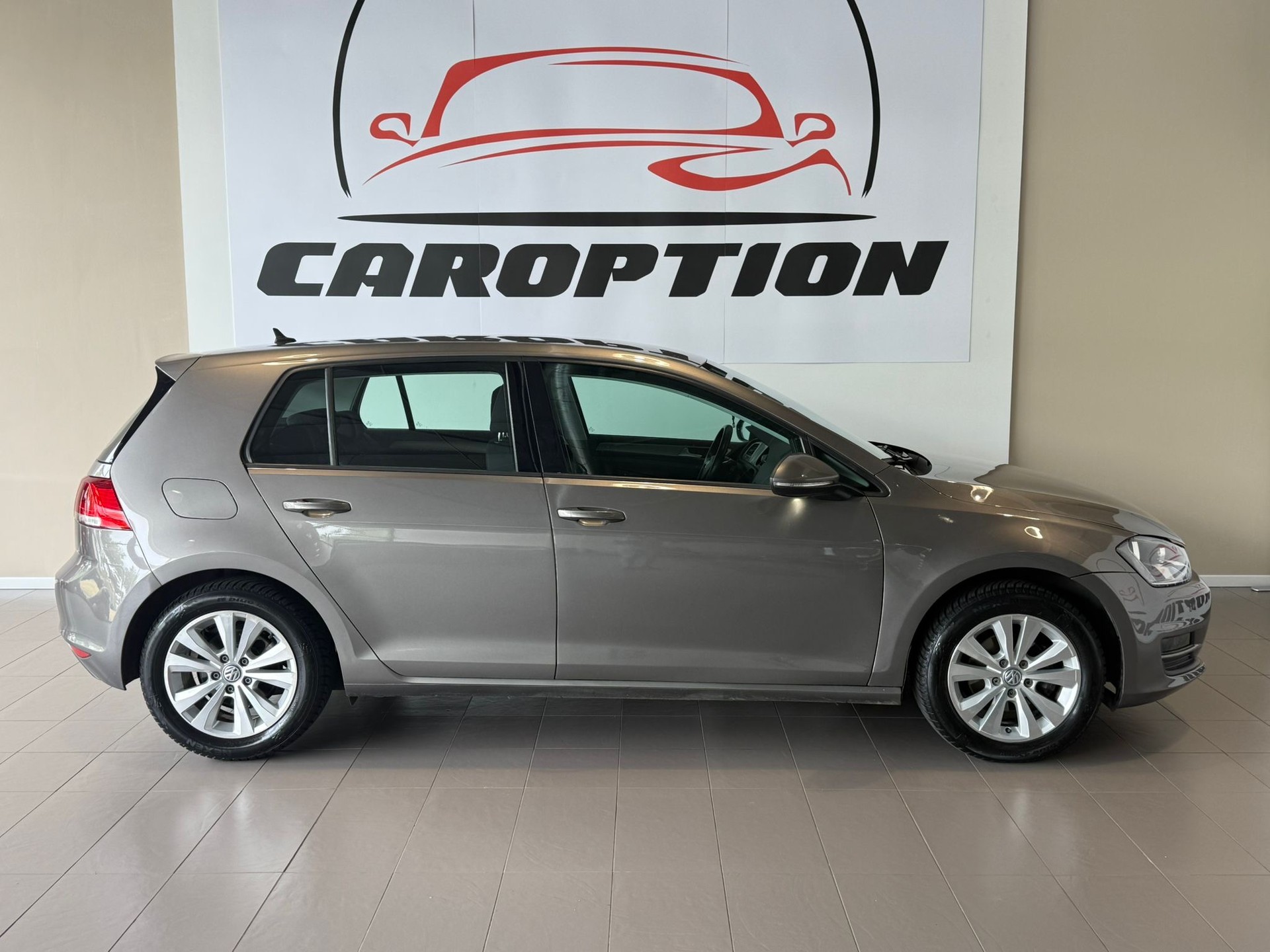 VW Golf 1.0 TSI BlueMotion Comfortline DSG-image-6