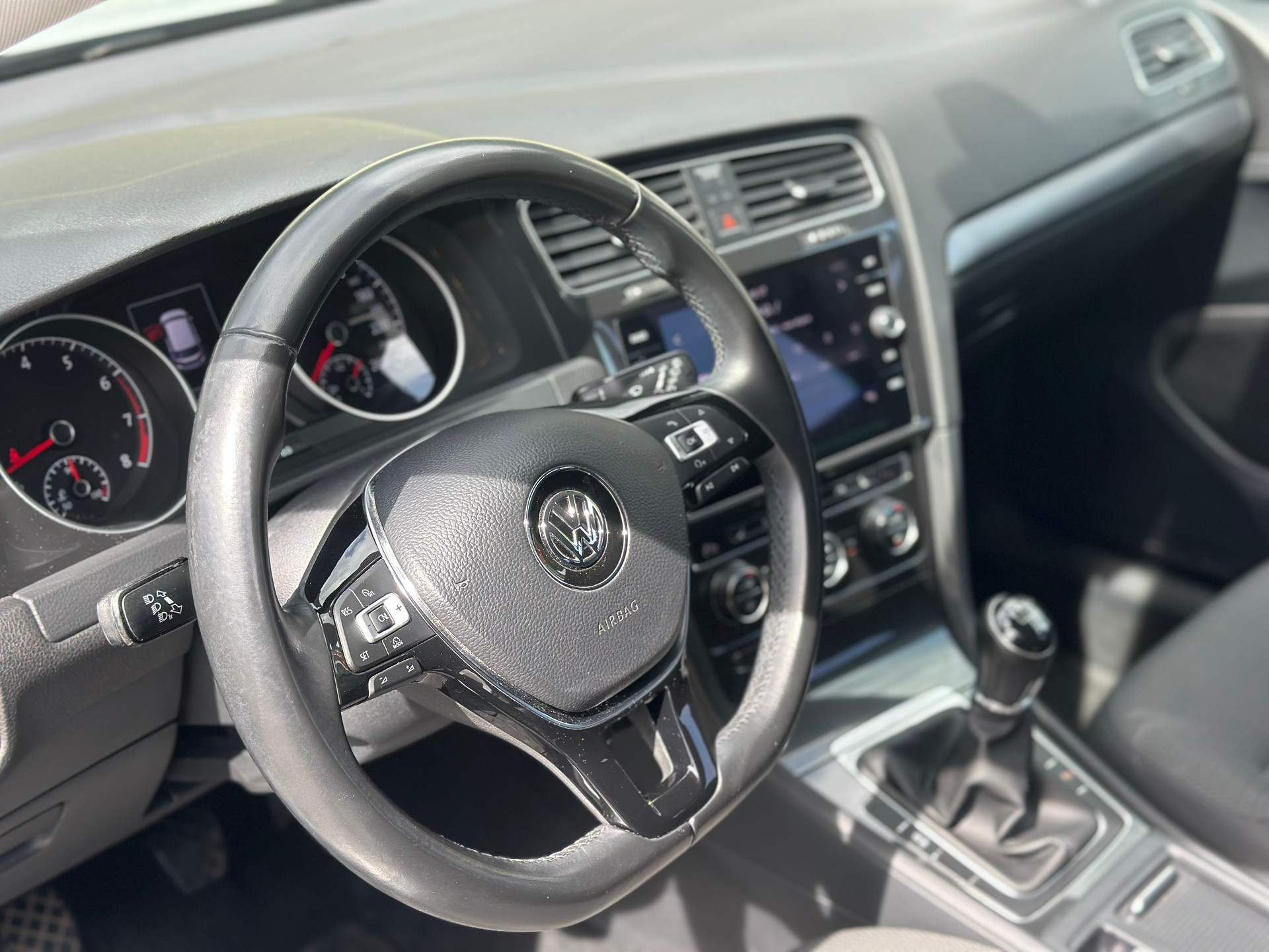 VW Golf 1.4 TSI Comfortline-image-15