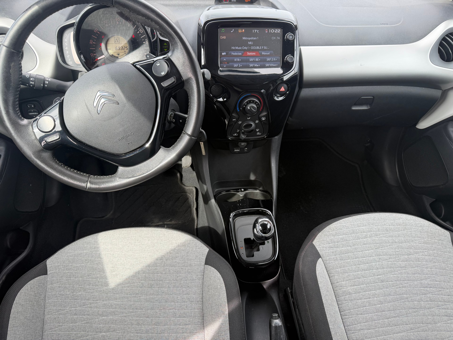CITROEN C1 1.0 VTi ETG5 Shine Airscape-image-6