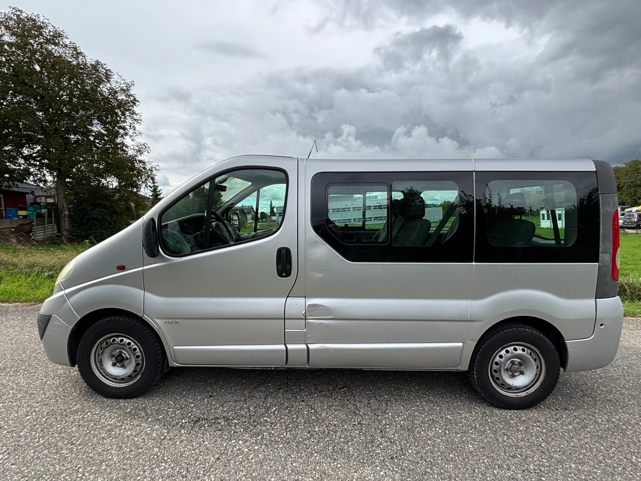 OPEL Vivaro Tour 2.5 CDTI 2.7t L1H1-image-3