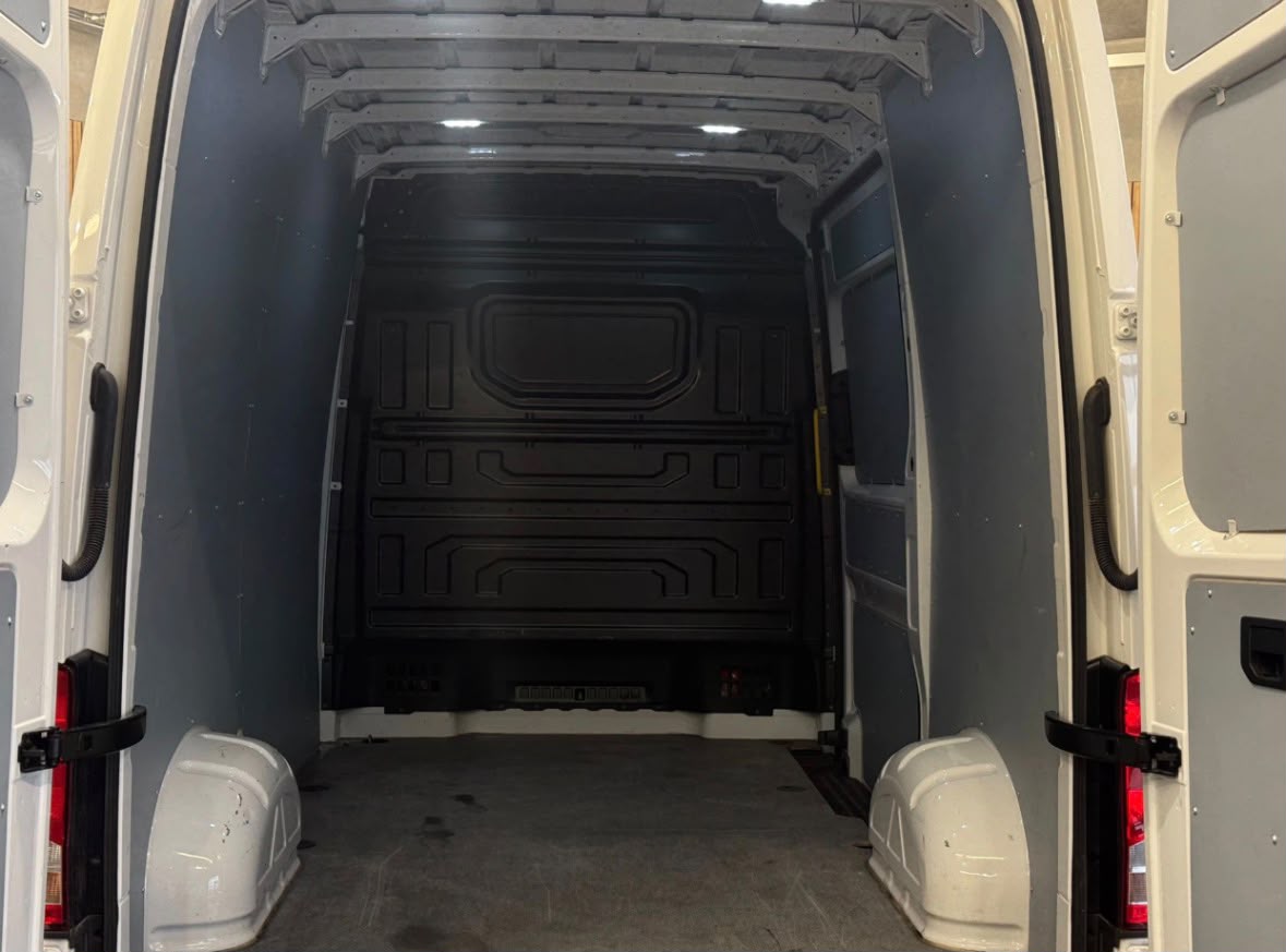 VW Crafter 35 2.0 TDI L3 H3 *140PS*-image-4