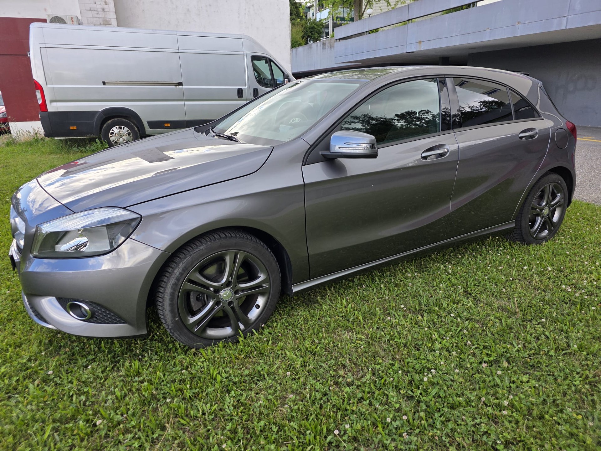 MERCEDES-BENZ A 220 CDI 7G-DCT-image-3