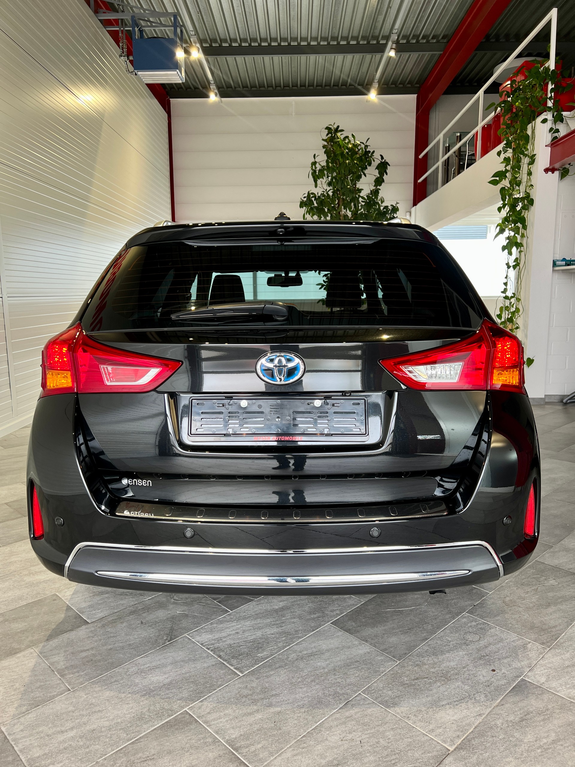TOYOTA Auris Touring Sports 1.8 16V HSD Linea Sol-image-5