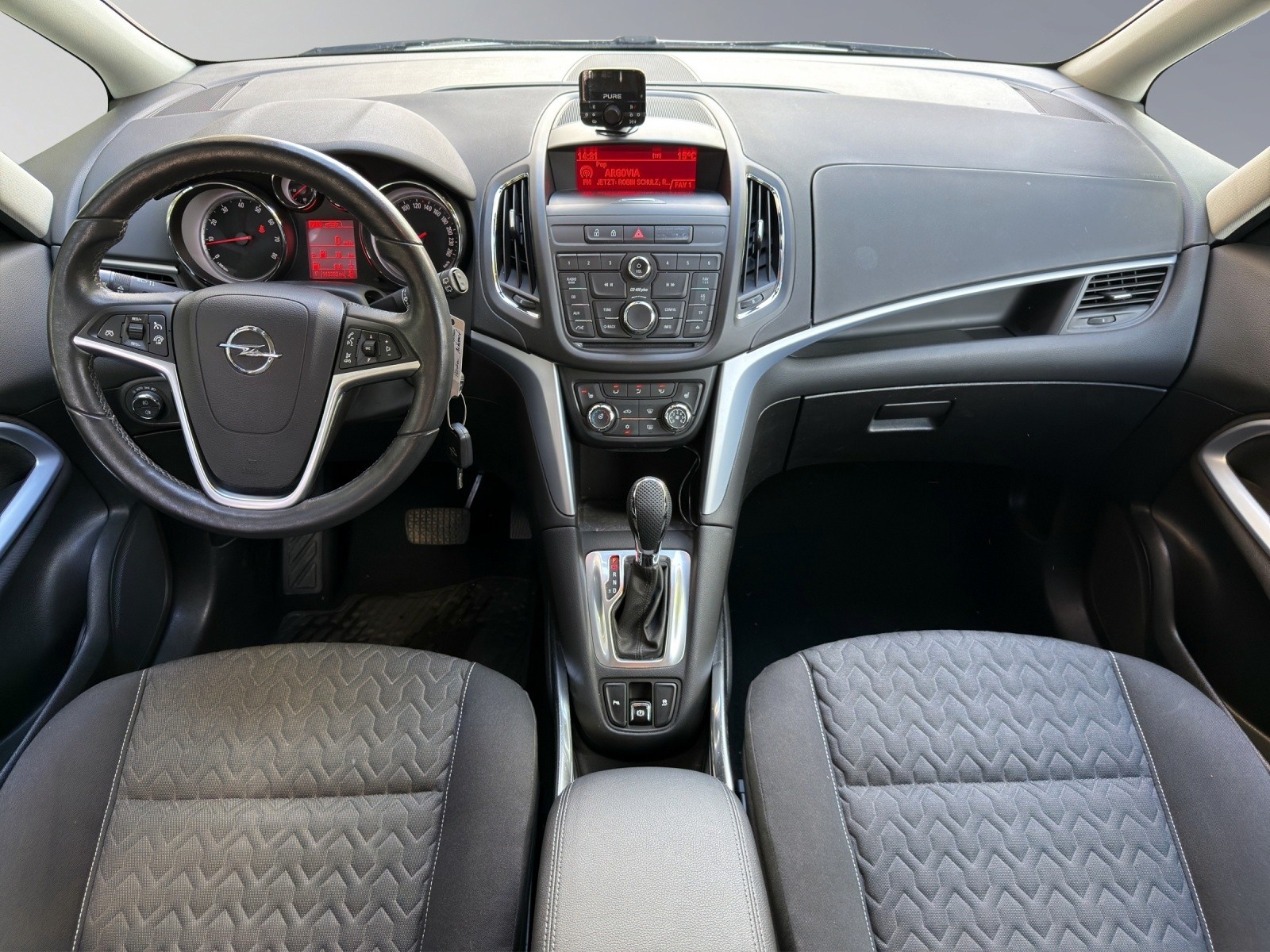 OPEL Zafira Tourer 1.6T eTEC Active-image-11