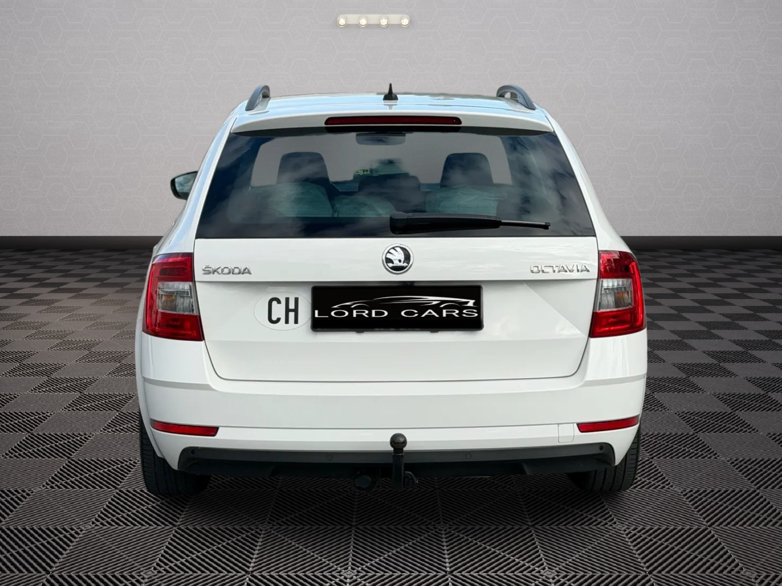 SKODA Octavia Combi 2.0 TDI Ambition DSG-image-4