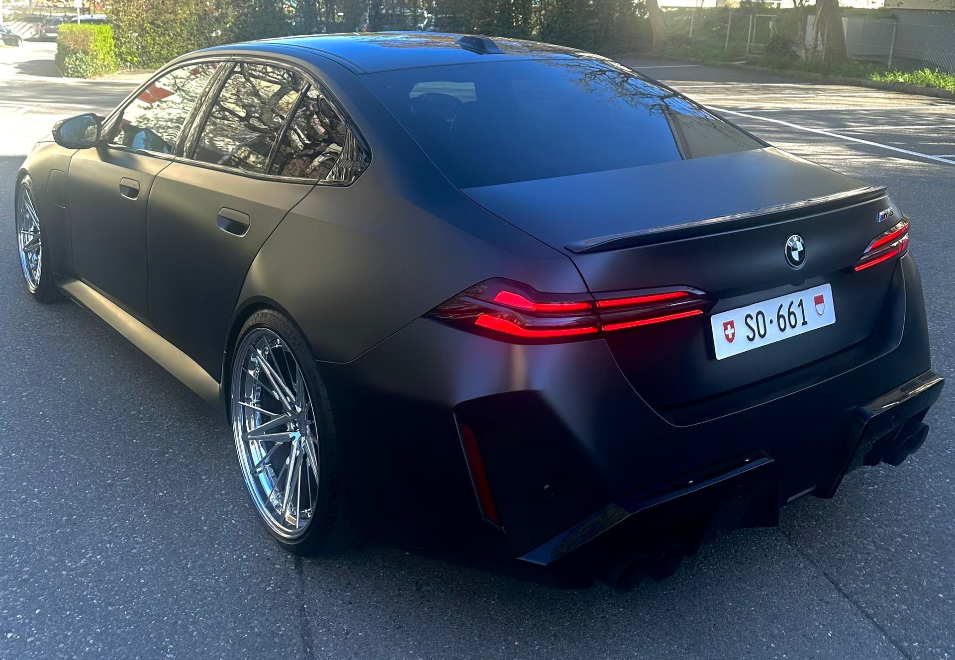 BMW M5 xDrive-image-2