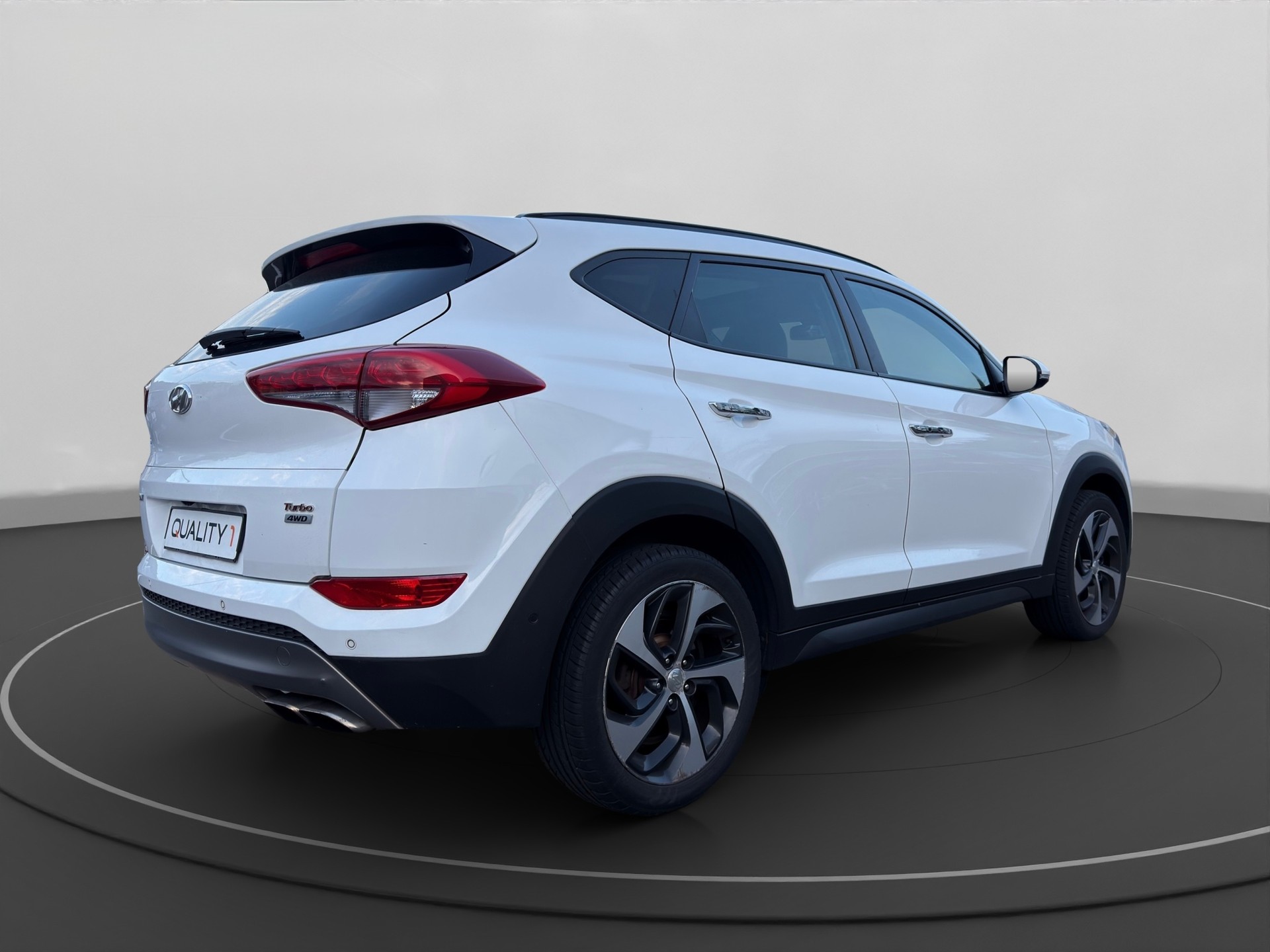 HYUNDAI Tucson 1.6 TGDI Plena 4WD Automatic-image-4