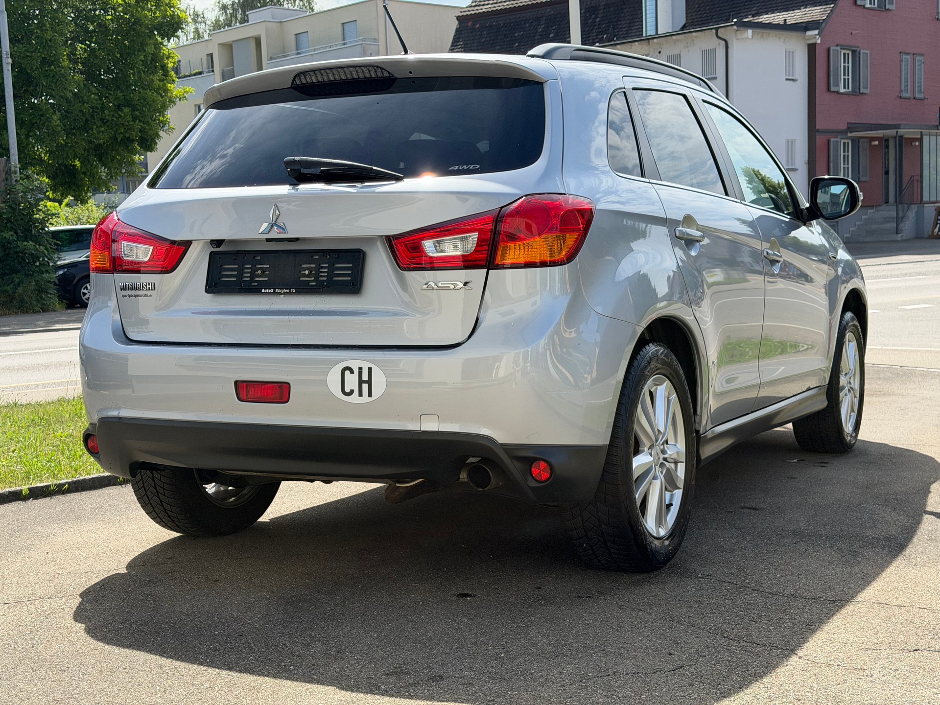 MITSUBISHI ASX 2.2 DID Invite 4WD Automatic-image-6