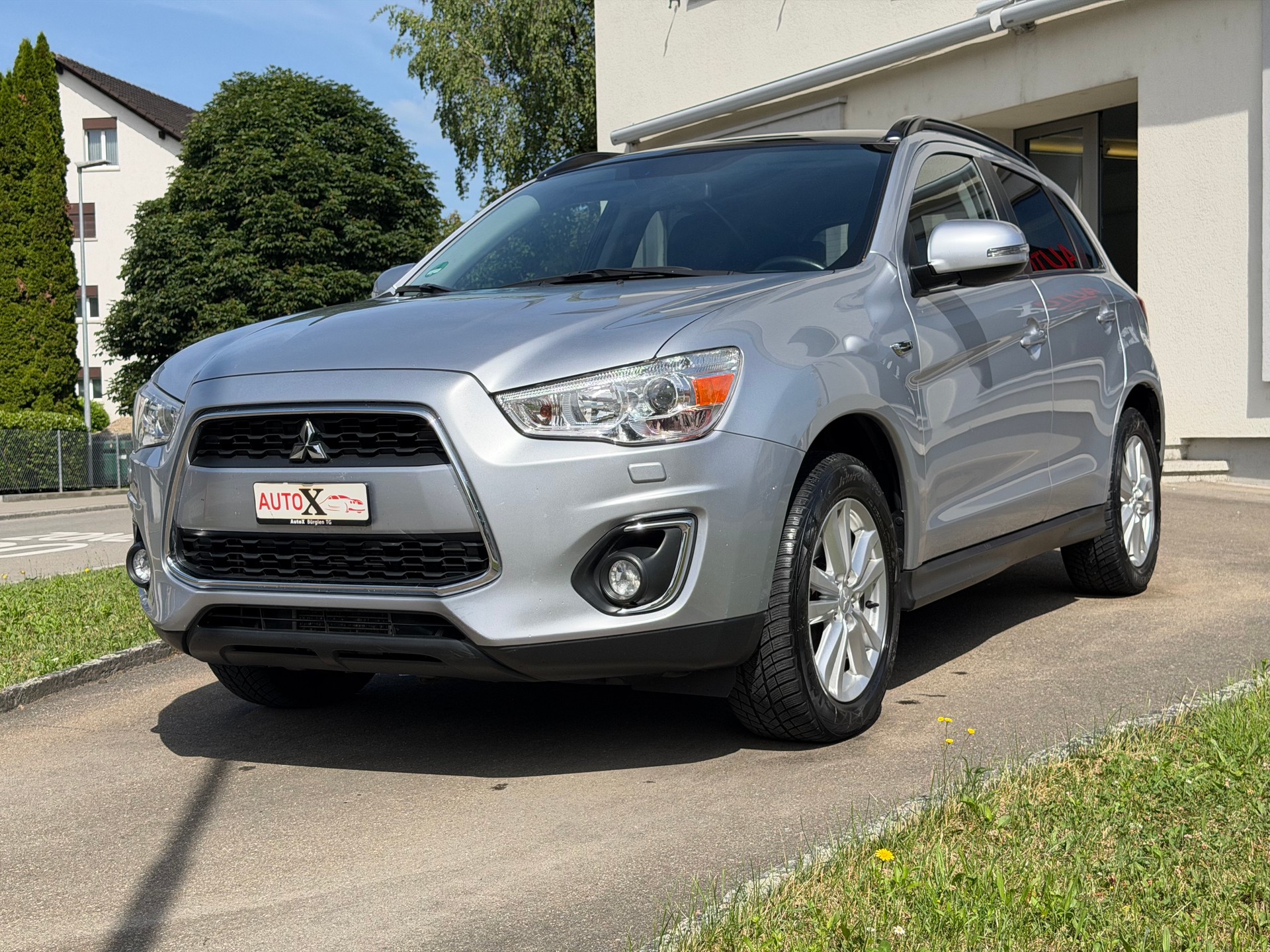 MITSUBISHI ASX 2.2 DID Invite 4WD Automatic-image-1