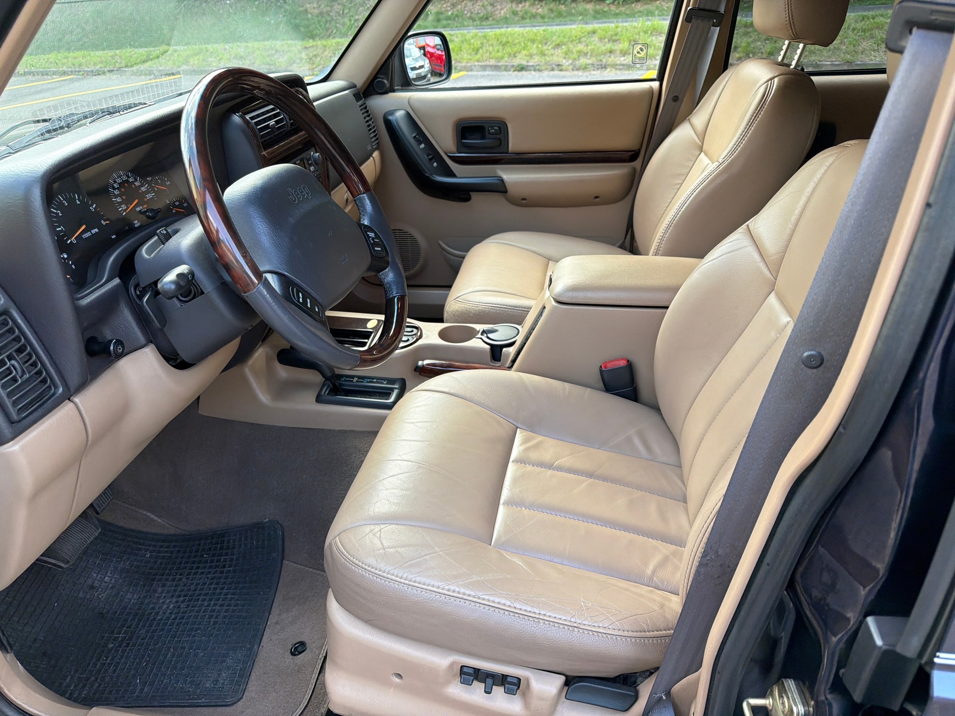 JEEP Cherokee 4.0 Ltd.Endeavor-image-9