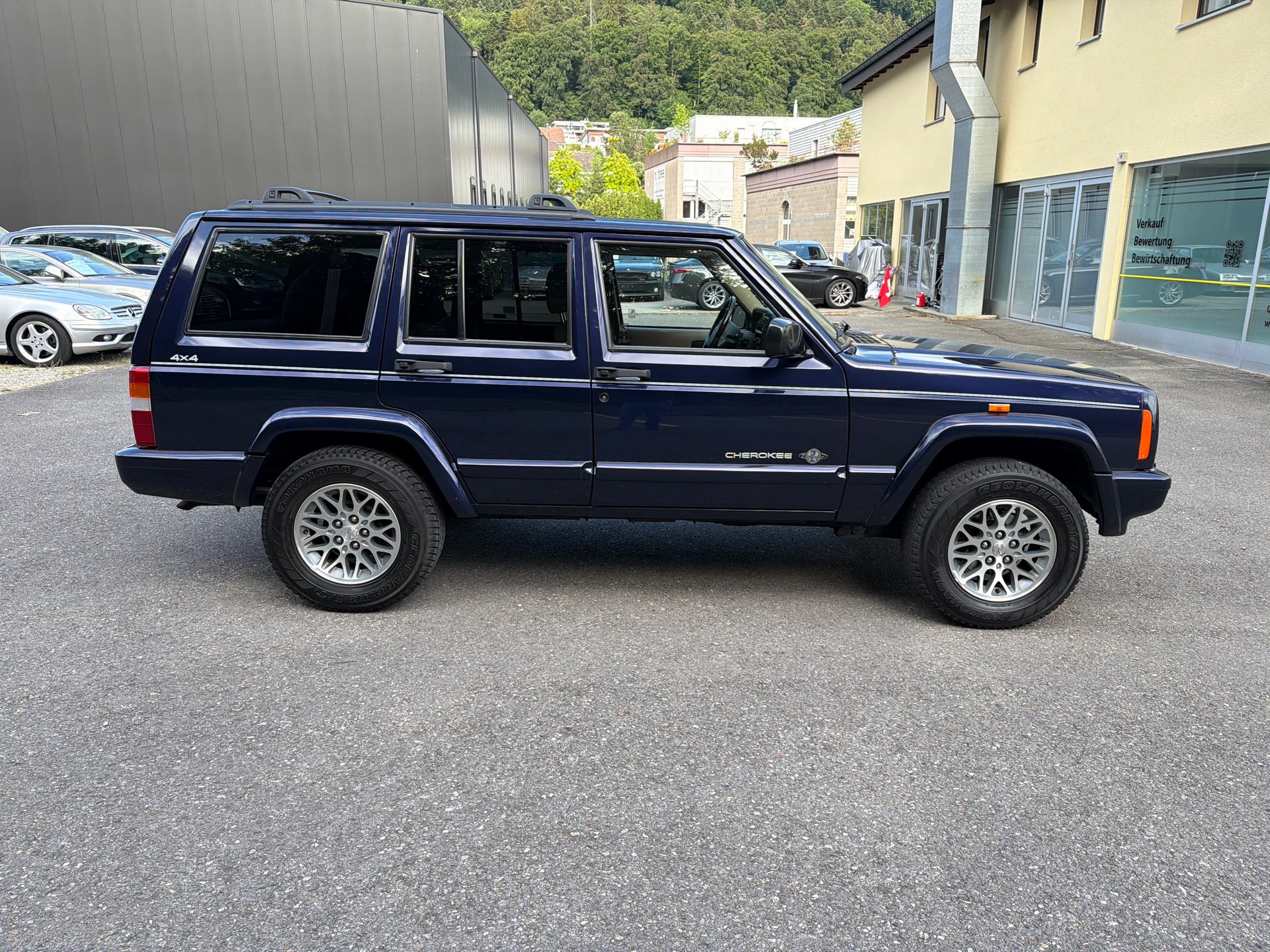 JEEP Cherokee 4.0 Ltd.Endeavor-image-5