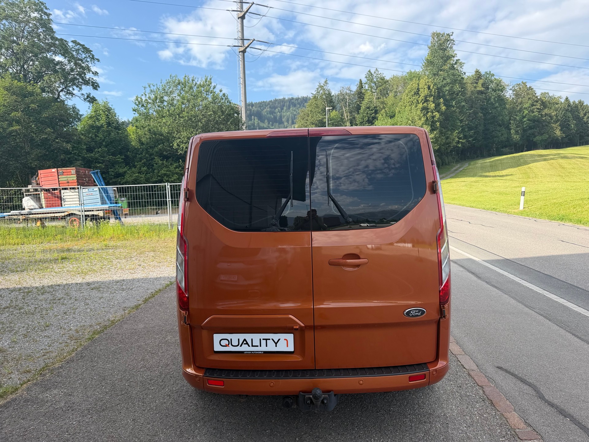 FORD Transit Custom Van 320 L1H1 Sport A-image-6