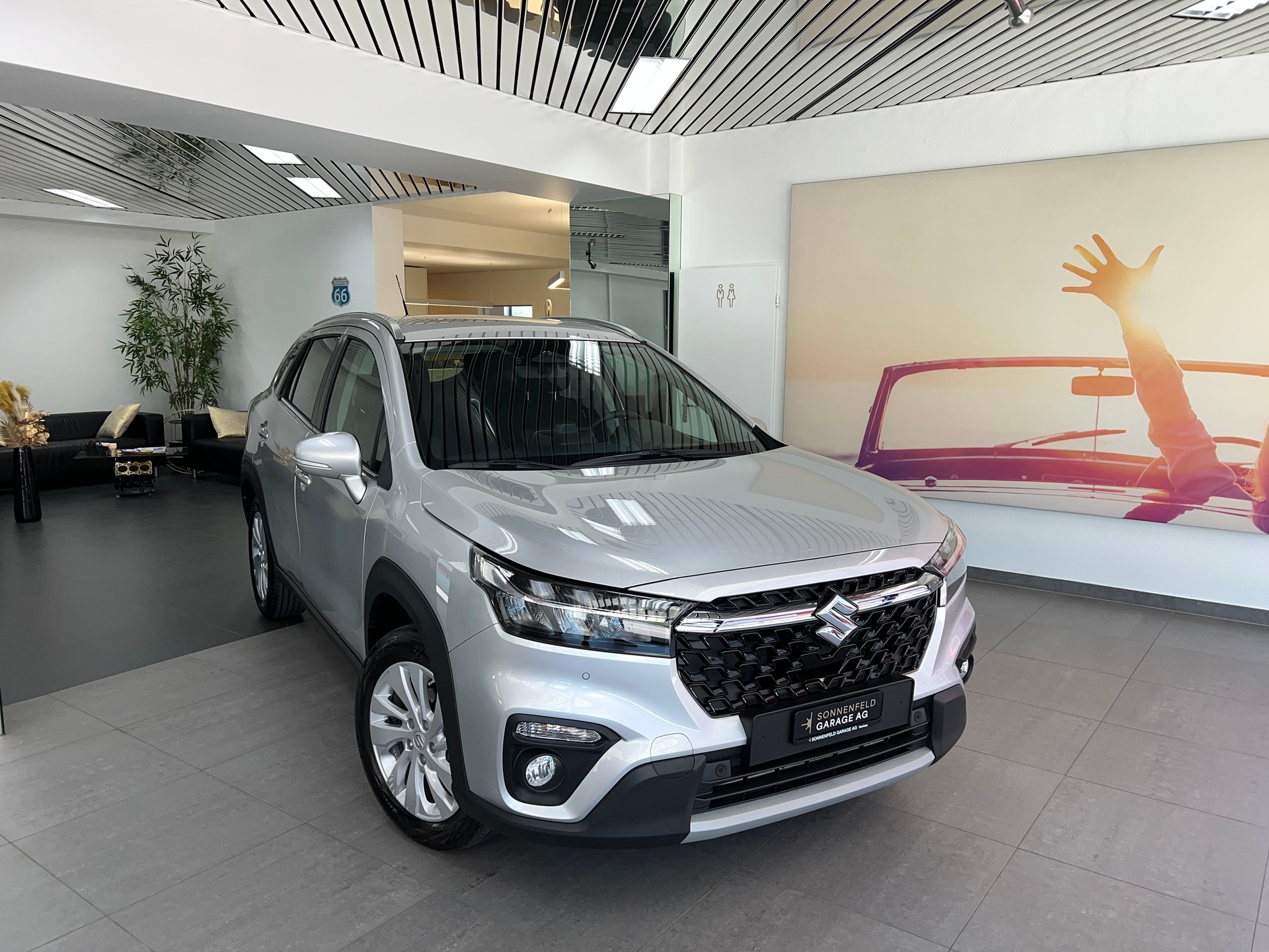 SUZUKI S-Cross 1.4 16V Compact+ MHD 4WD Automatic-image-0