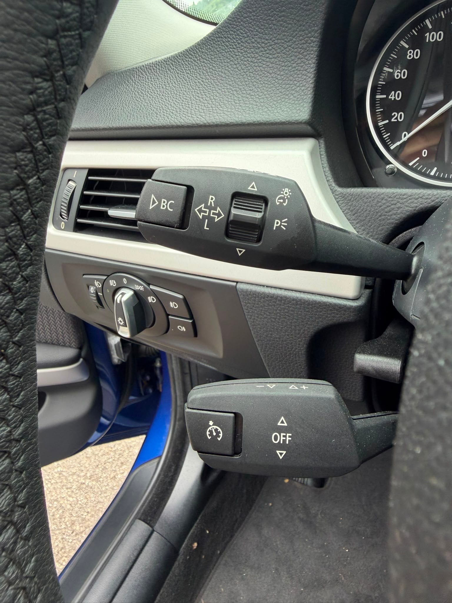 BMW 318i Steptronic-image-10