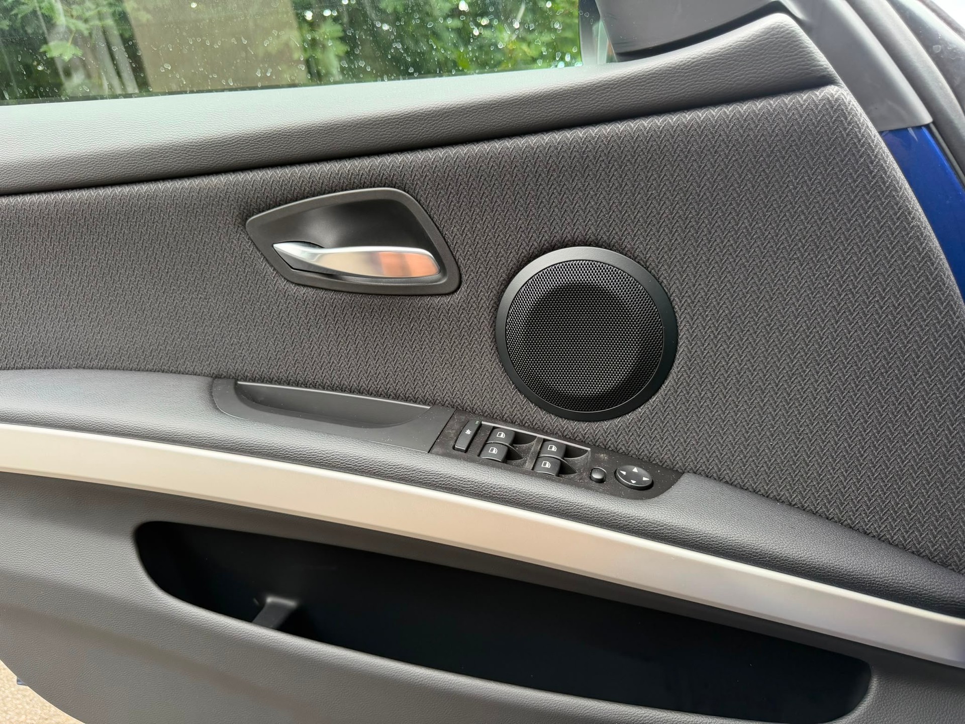 BMW 318i Steptronic-image-9