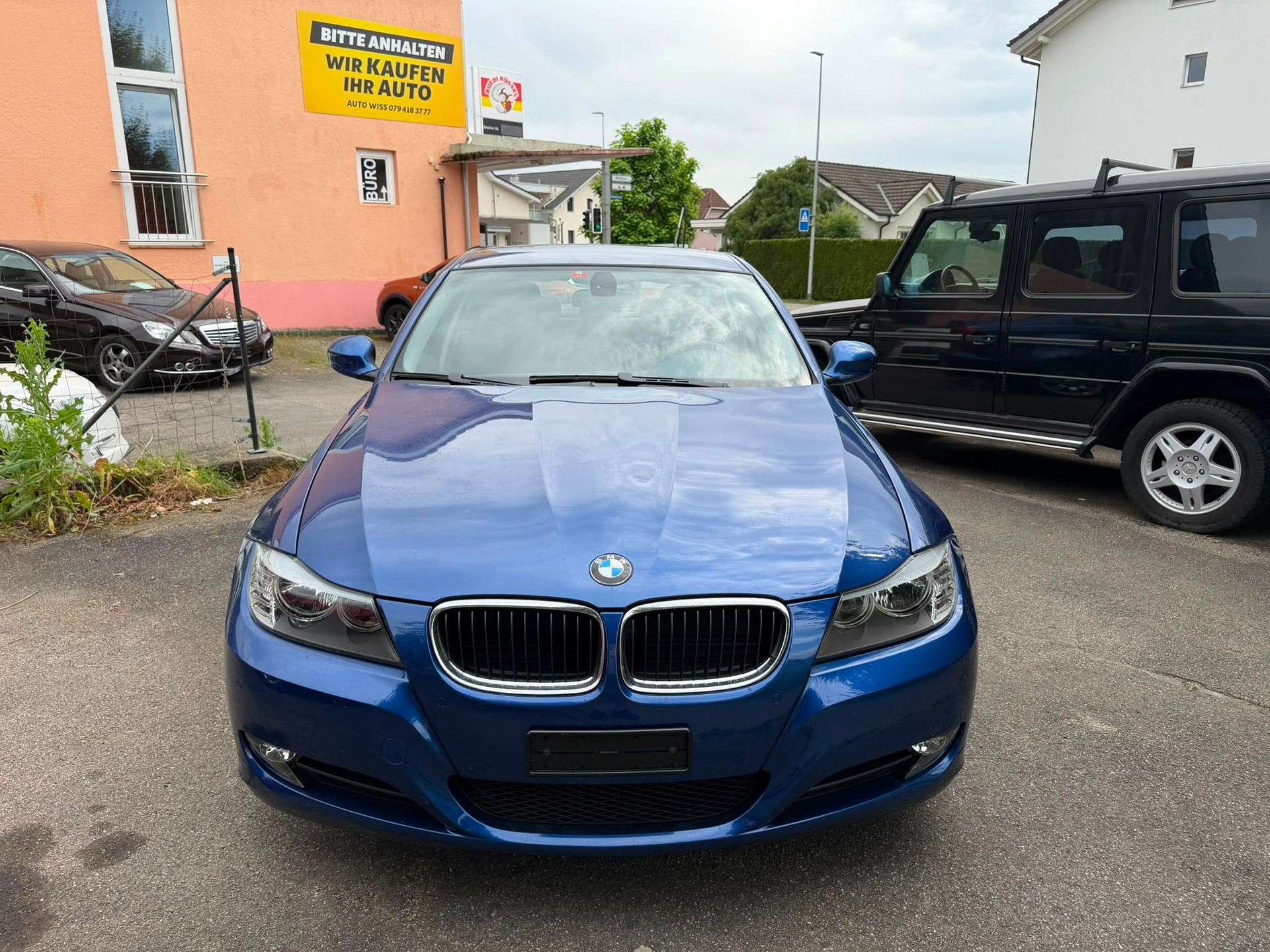 BMW 318i Steptronic-image-0