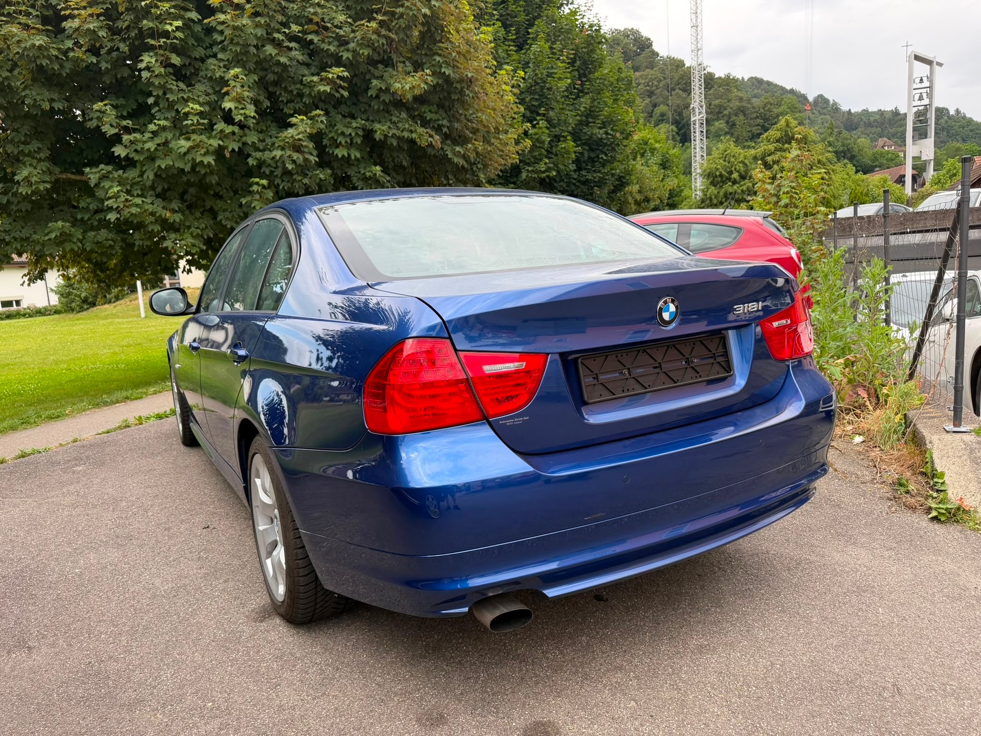 BMW 318i Steptronic-image-4