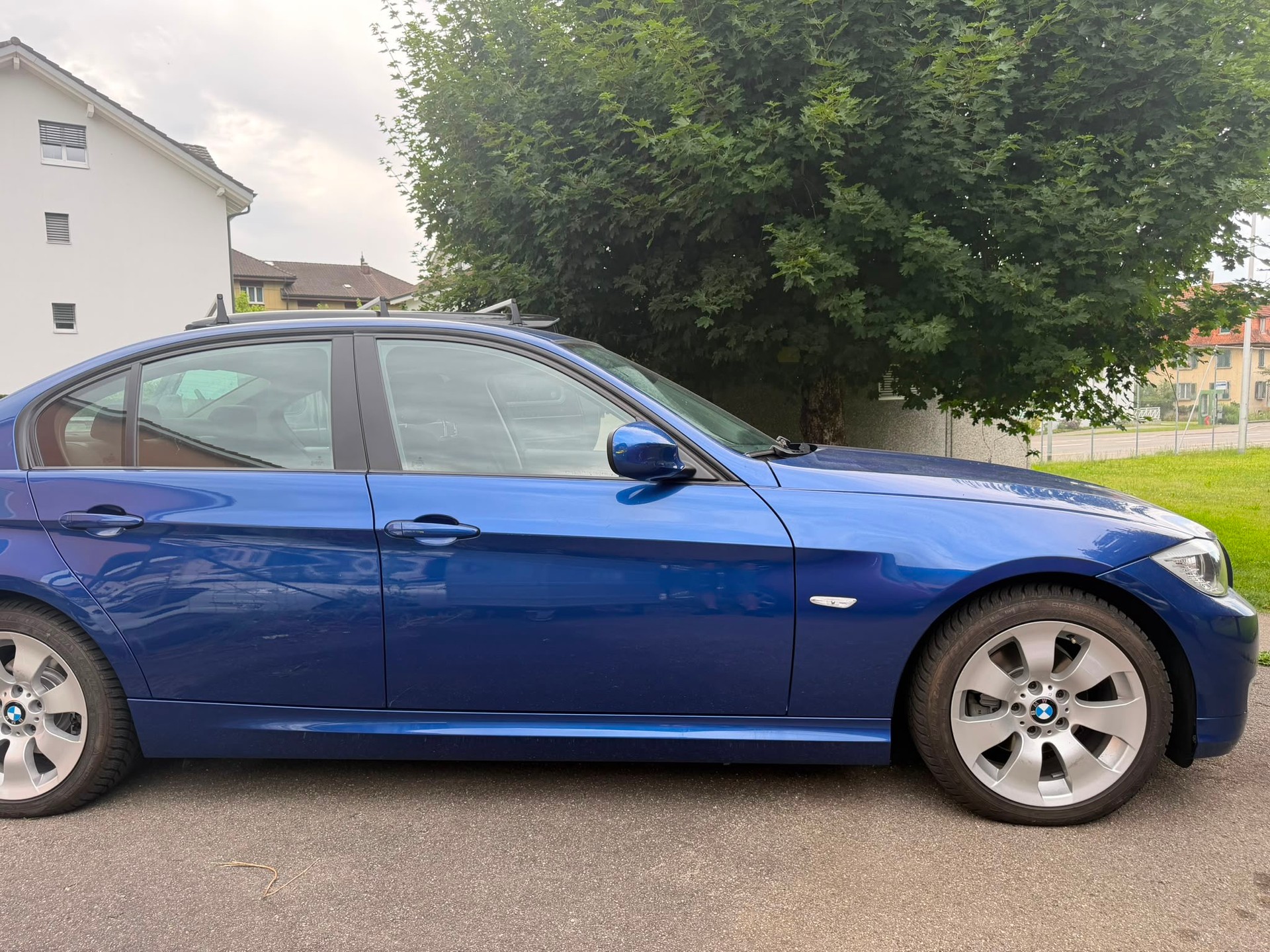 BMW 318i Steptronic-image-6