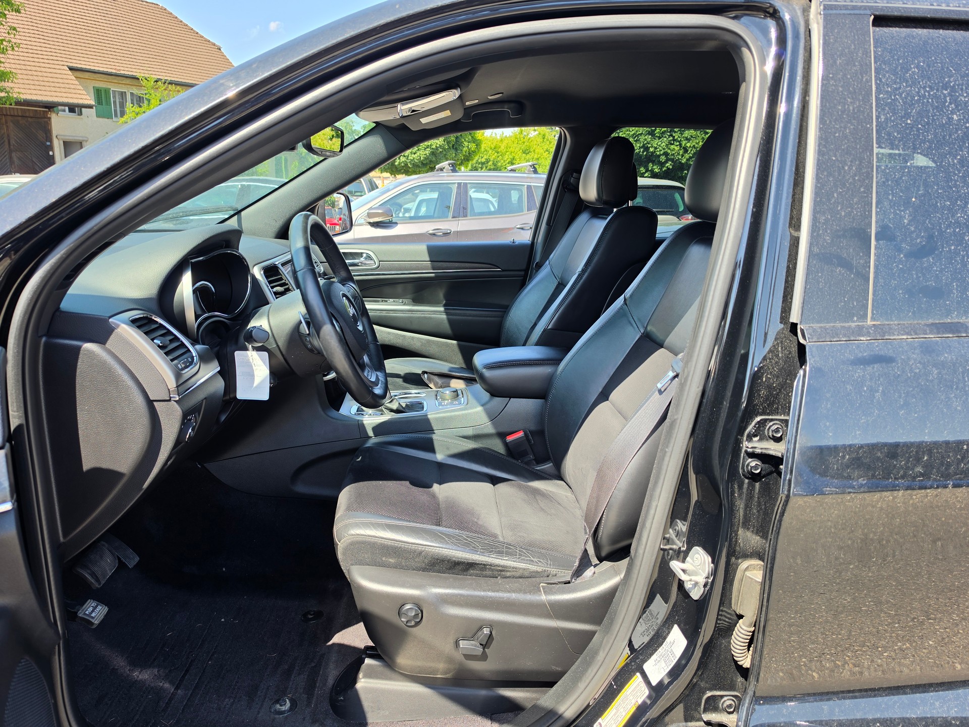 JEEP Grand Cherokee 3.0 CRD Night Eagle Automatic-image-9