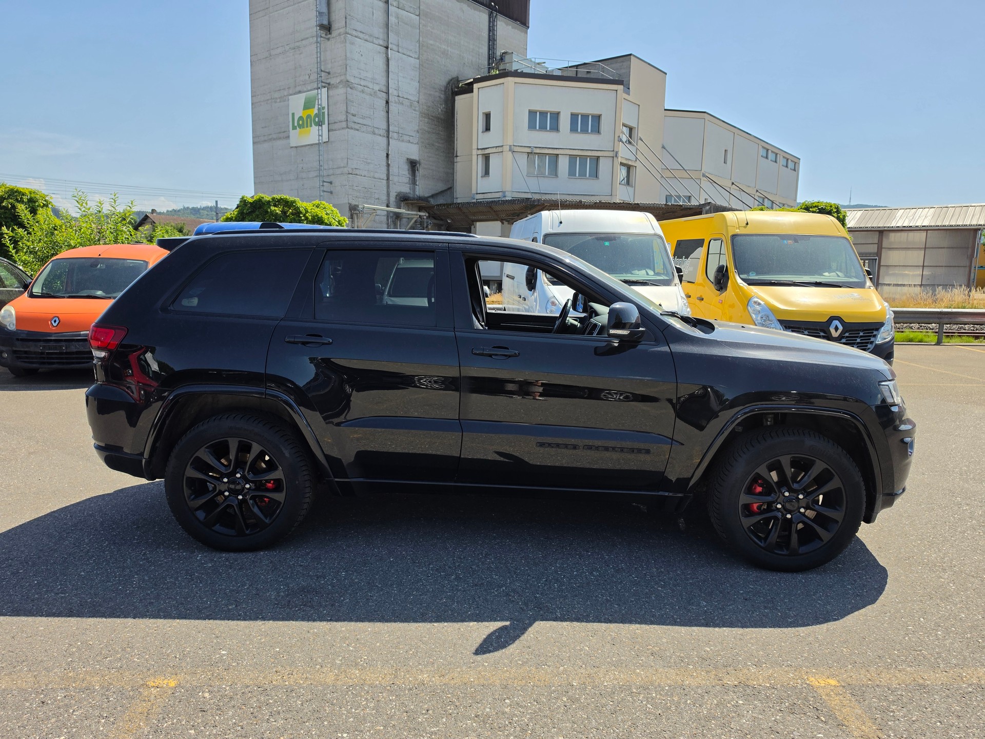 JEEP Grand Cherokee 3.0 CRD Night Eagle Automatic-image-5