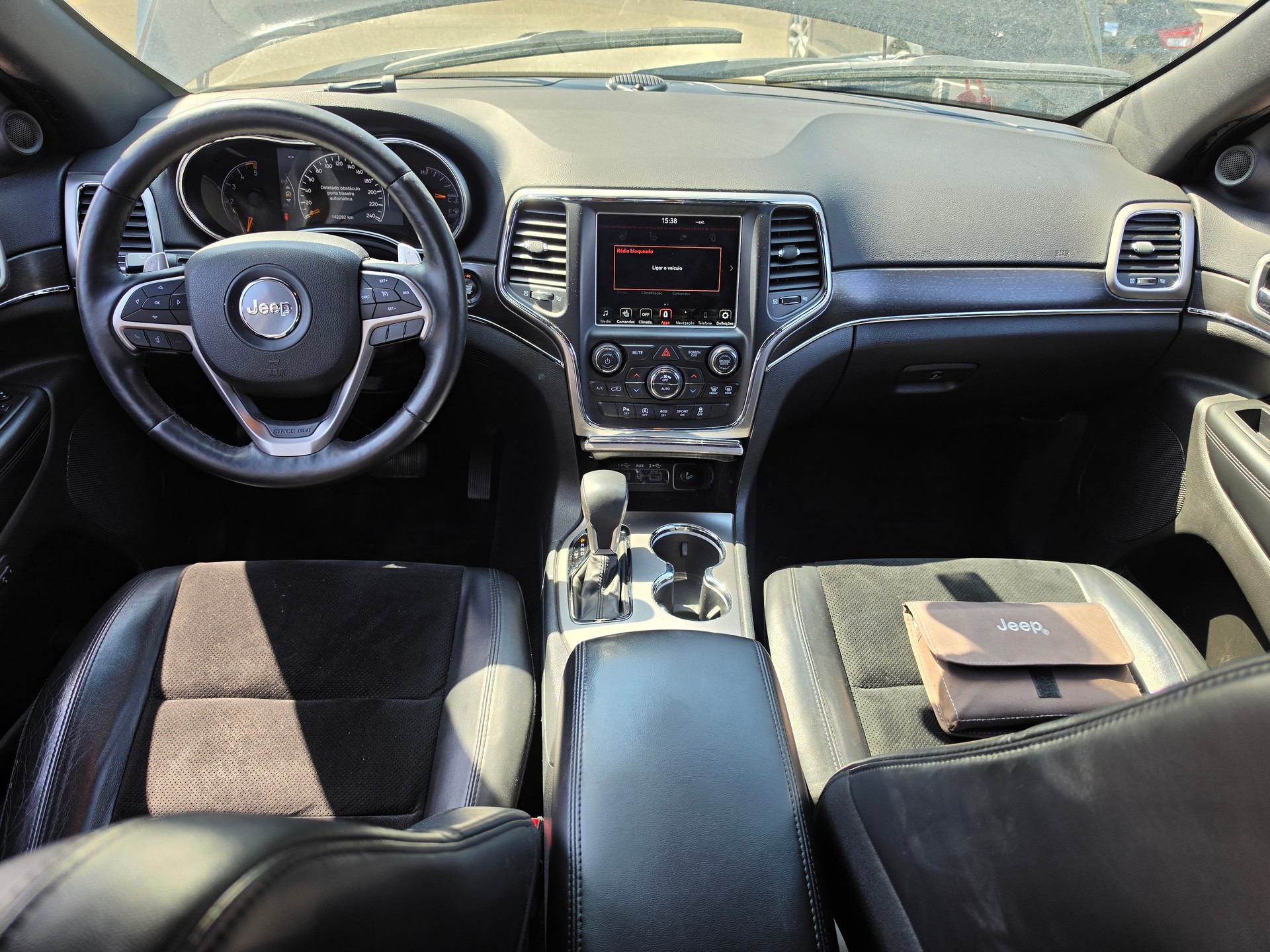 JEEP Grand Cherokee 3.0 CRD Night Eagle Automatic-image-8