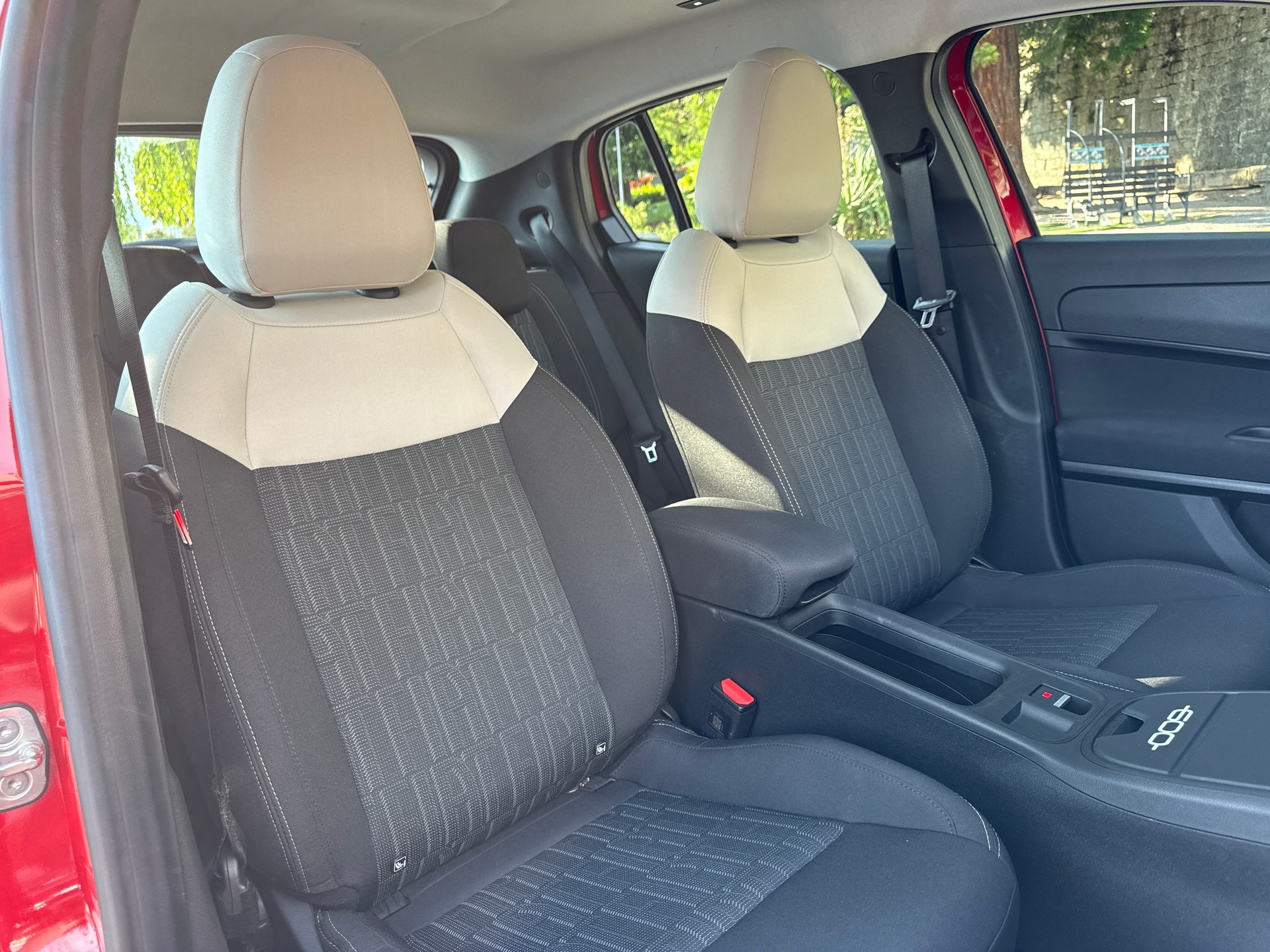 FIAT 600h Mild Hybrid Icon Swiss Edition-image-9