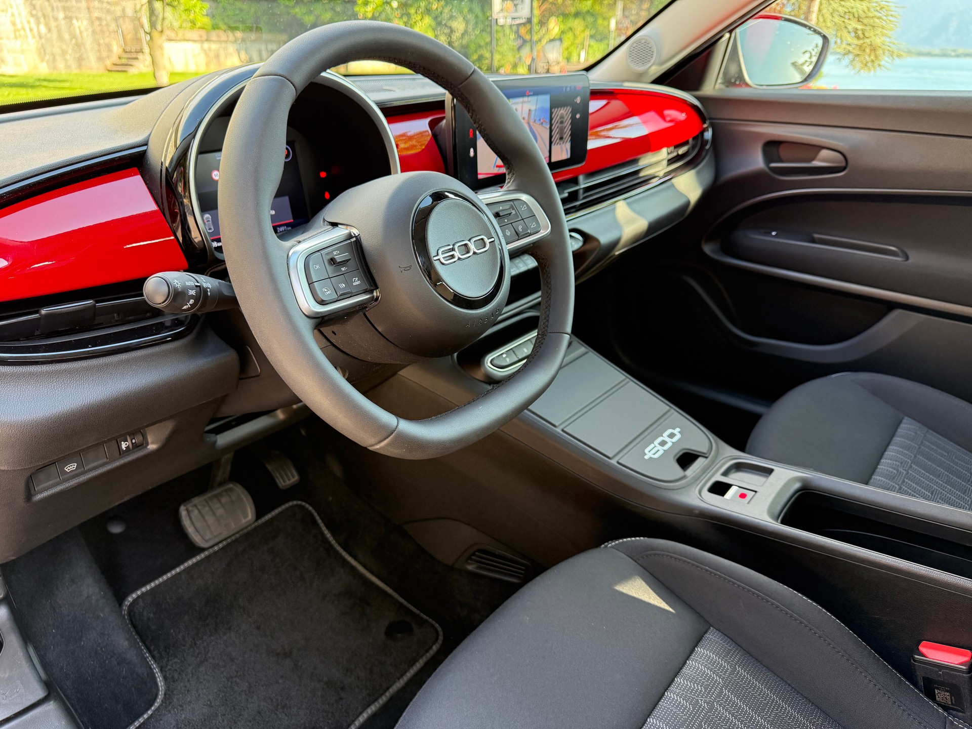 FIAT 600h Mild Hybrid Icon Swiss Edition-image-8