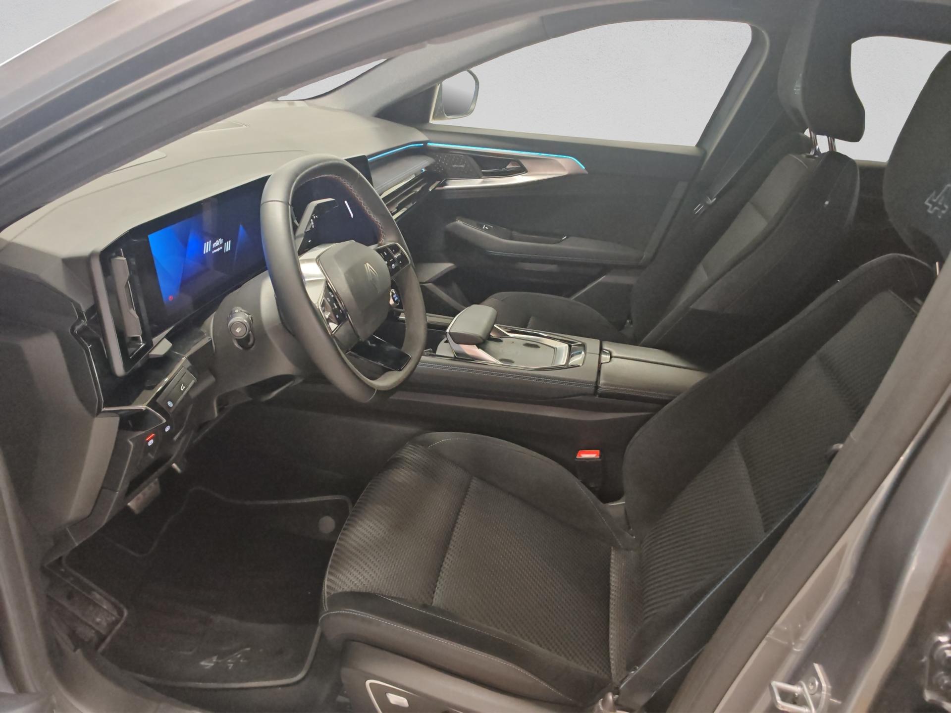 RENAULT Austral 1.2 HEV 200 Iconic Esprit Alpine A-image-8