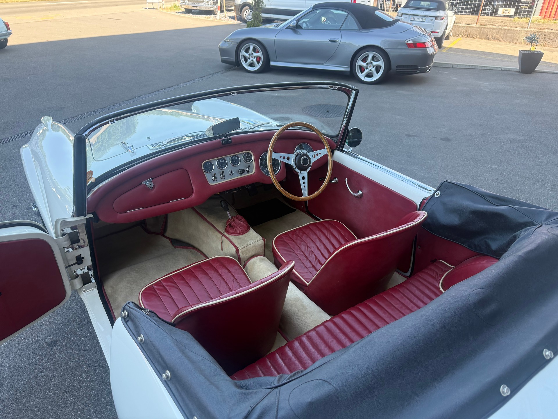 DAIMLER SP250-image-4