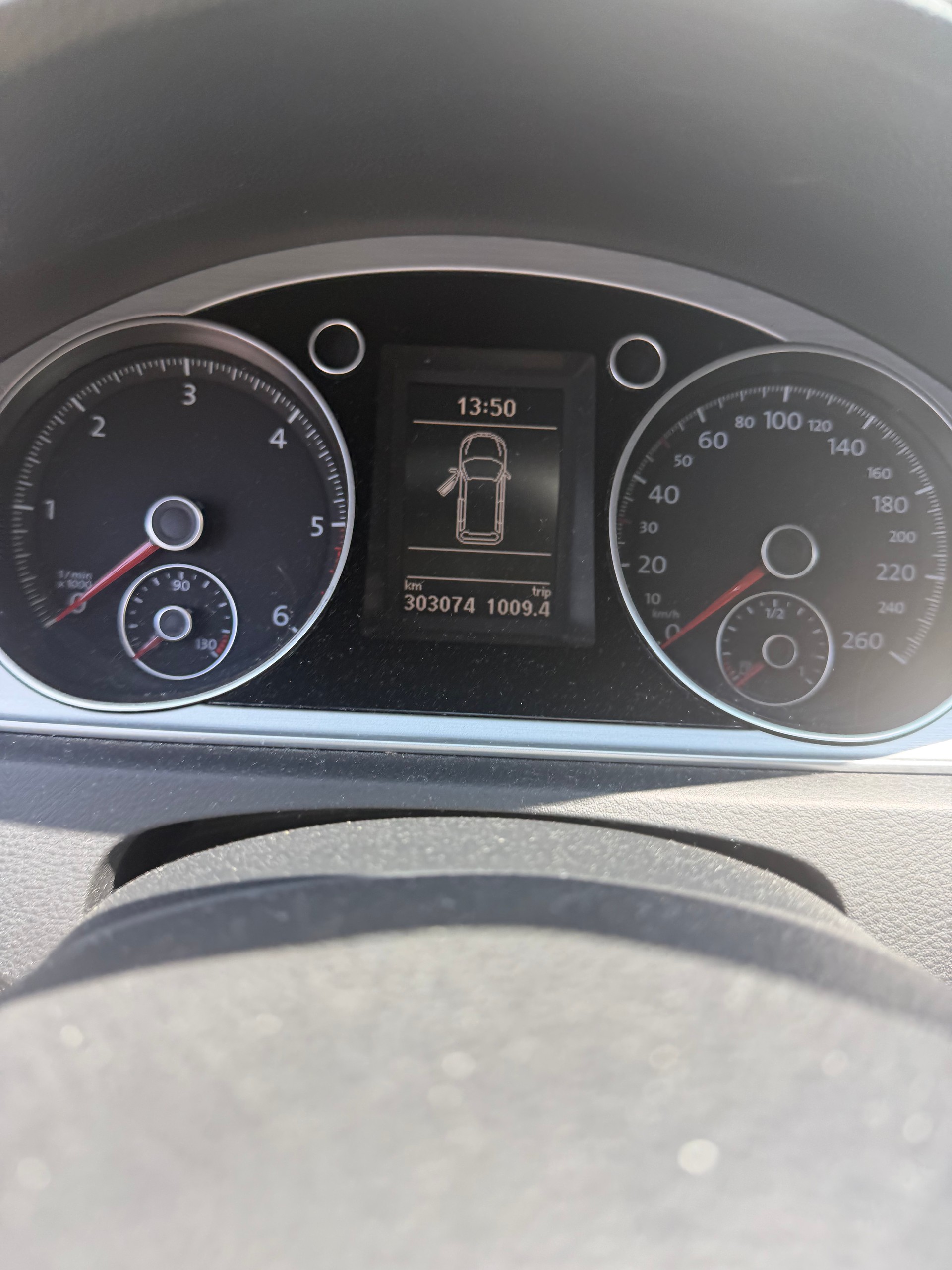 VW Passat Alltrack 2.0 TDI BlueMotion Technology-image-8