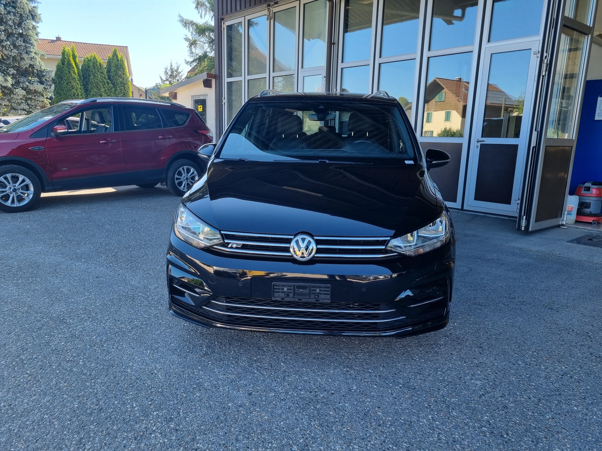 VW Touran 1.8 TSI BlueMotion Technology Highline DSG-image-0